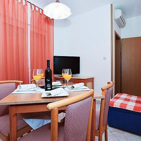 Apartments Lucija Sukosan Ngoại thất bức ảnh