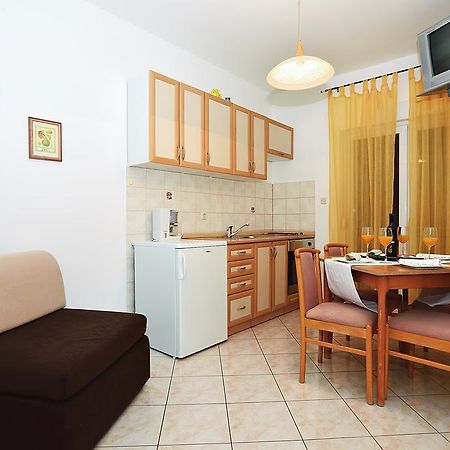 Apartments Lucija Sukosan Ngoại thất bức ảnh