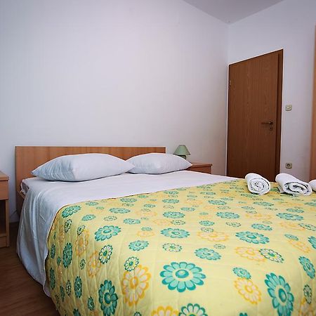 Apartments Lucija Sukosan Ngoại thất bức ảnh