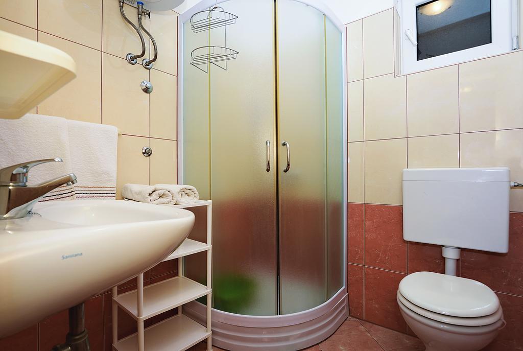 Apartments Lucija Sukosan Ngoại thất bức ảnh