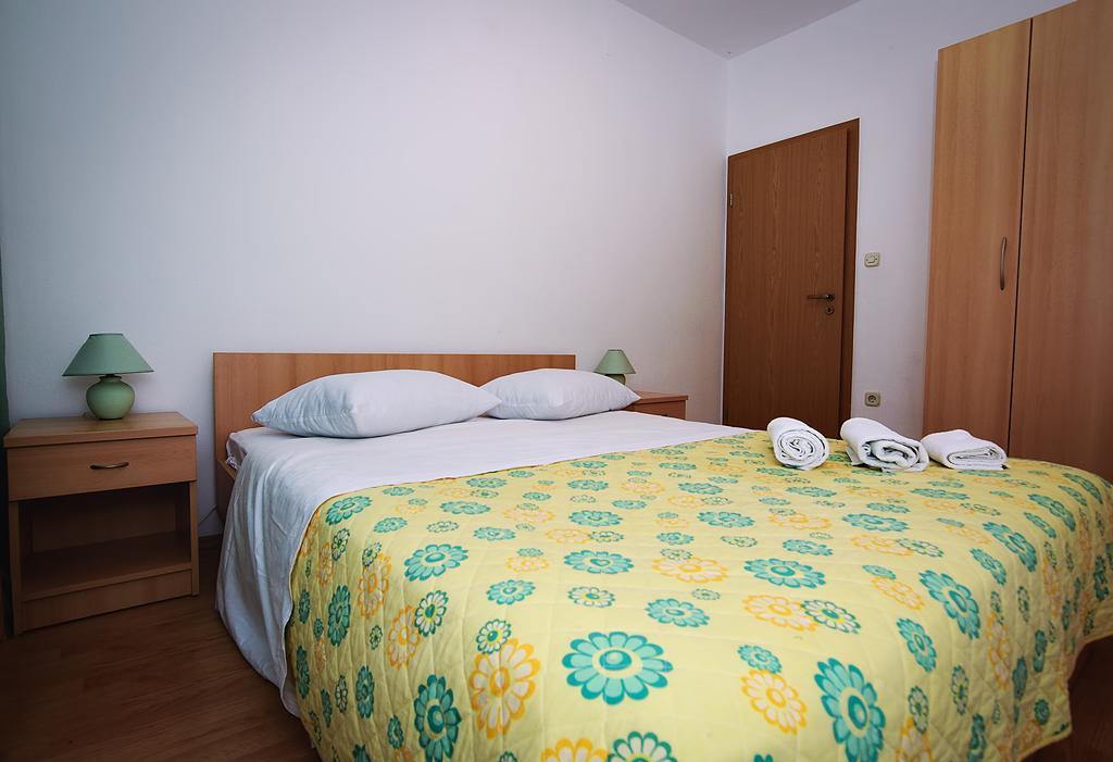 Apartments Lucija Sukosan Ngoại thất bức ảnh